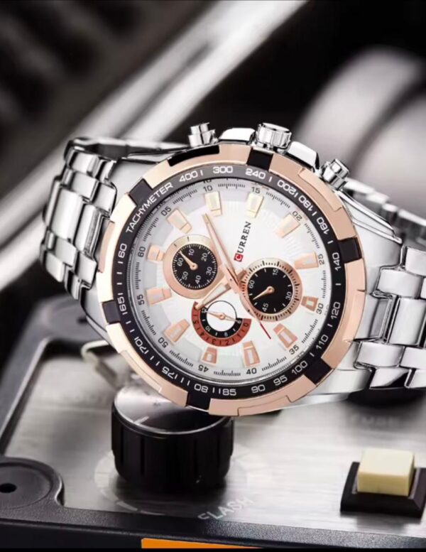 Curren 8023 analog watch